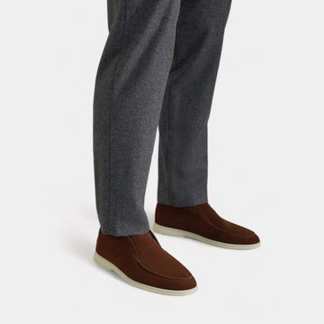 DARK BROWN